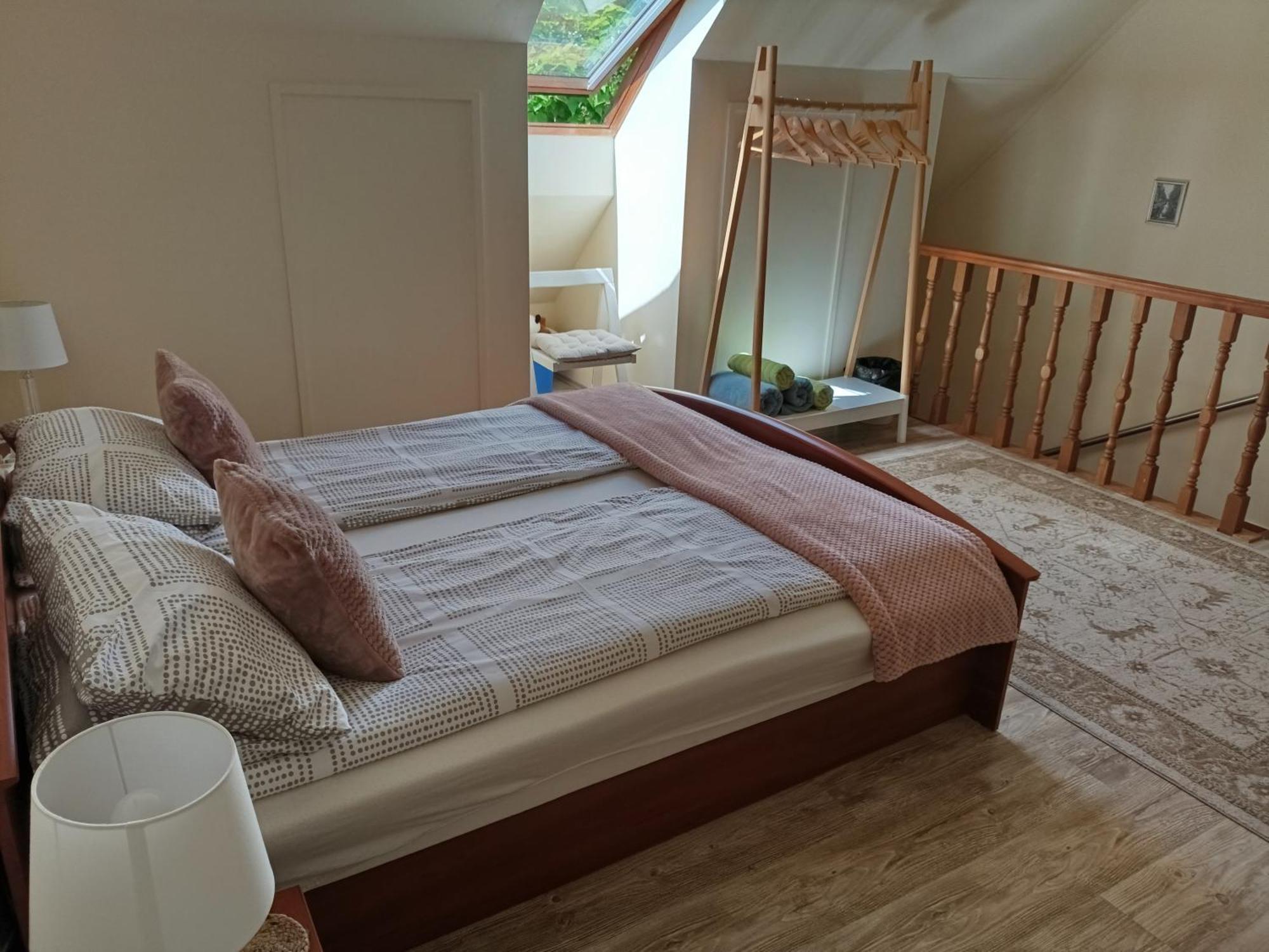 Cehmesterek Apartman Eger Luaran gambar