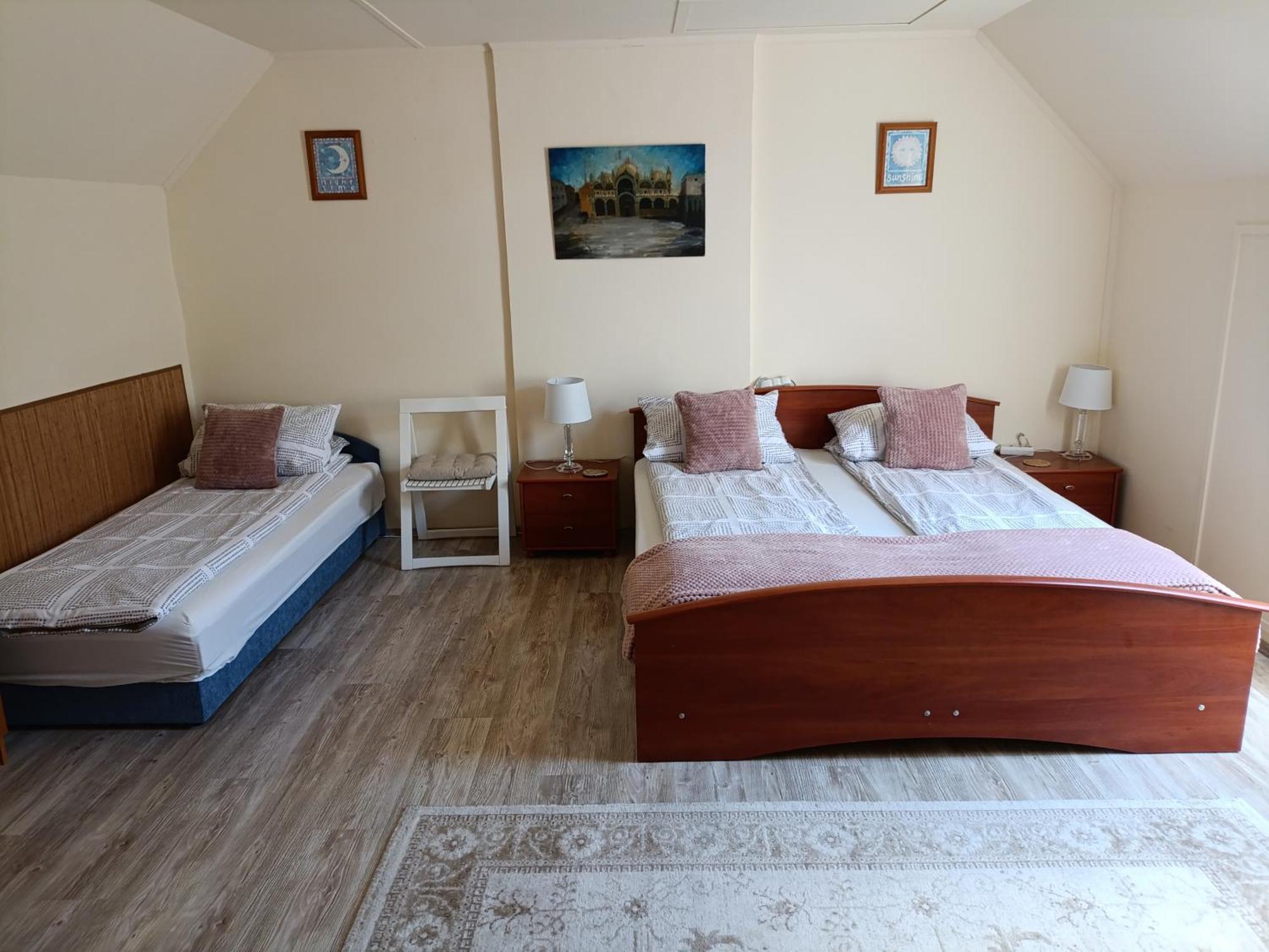 Cehmesterek Apartman Eger Luaran gambar